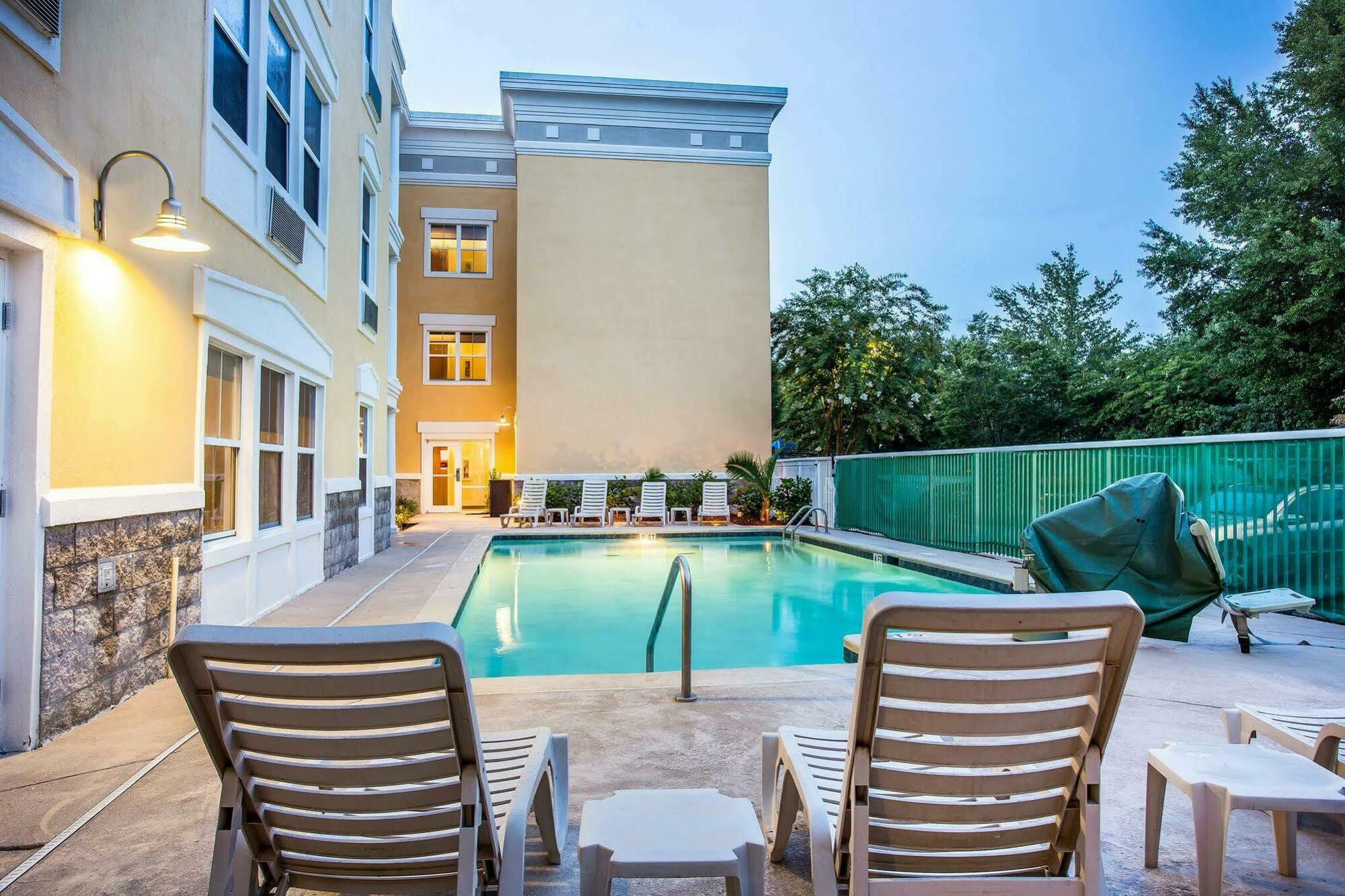 Comfort Suites At Isle Of Palms Connector Mount Pleasant Exteriér fotografie